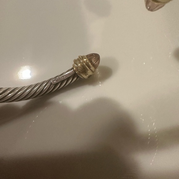 Authentic David yurman cable bracelet with diamonds - Picture 6 of 6